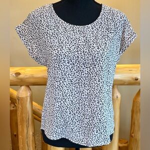 Pink Rose Beige Leopard Cheetah Zipper Back Lightweight High Low Blouse Small